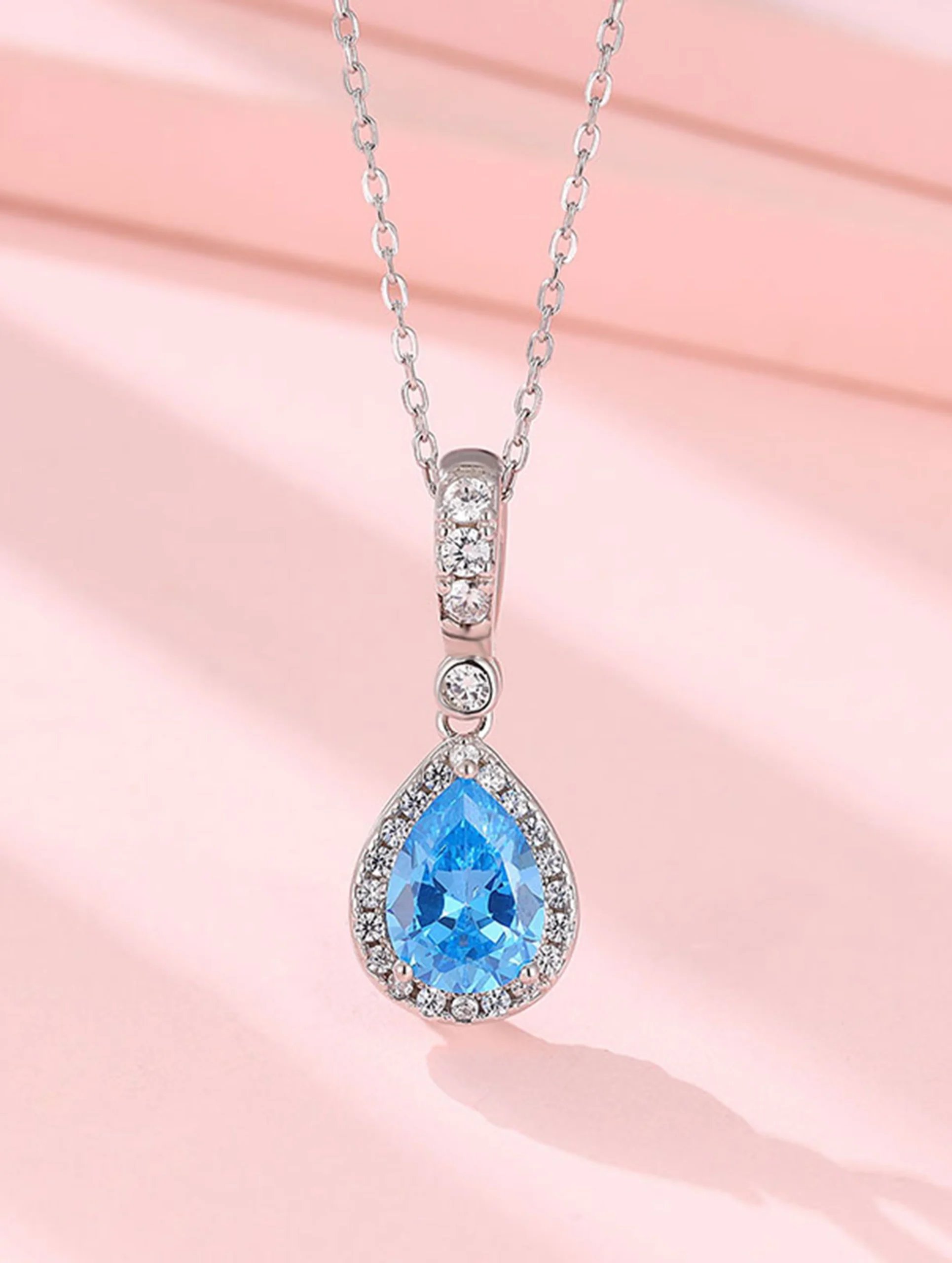 CHARM CHAIN 2