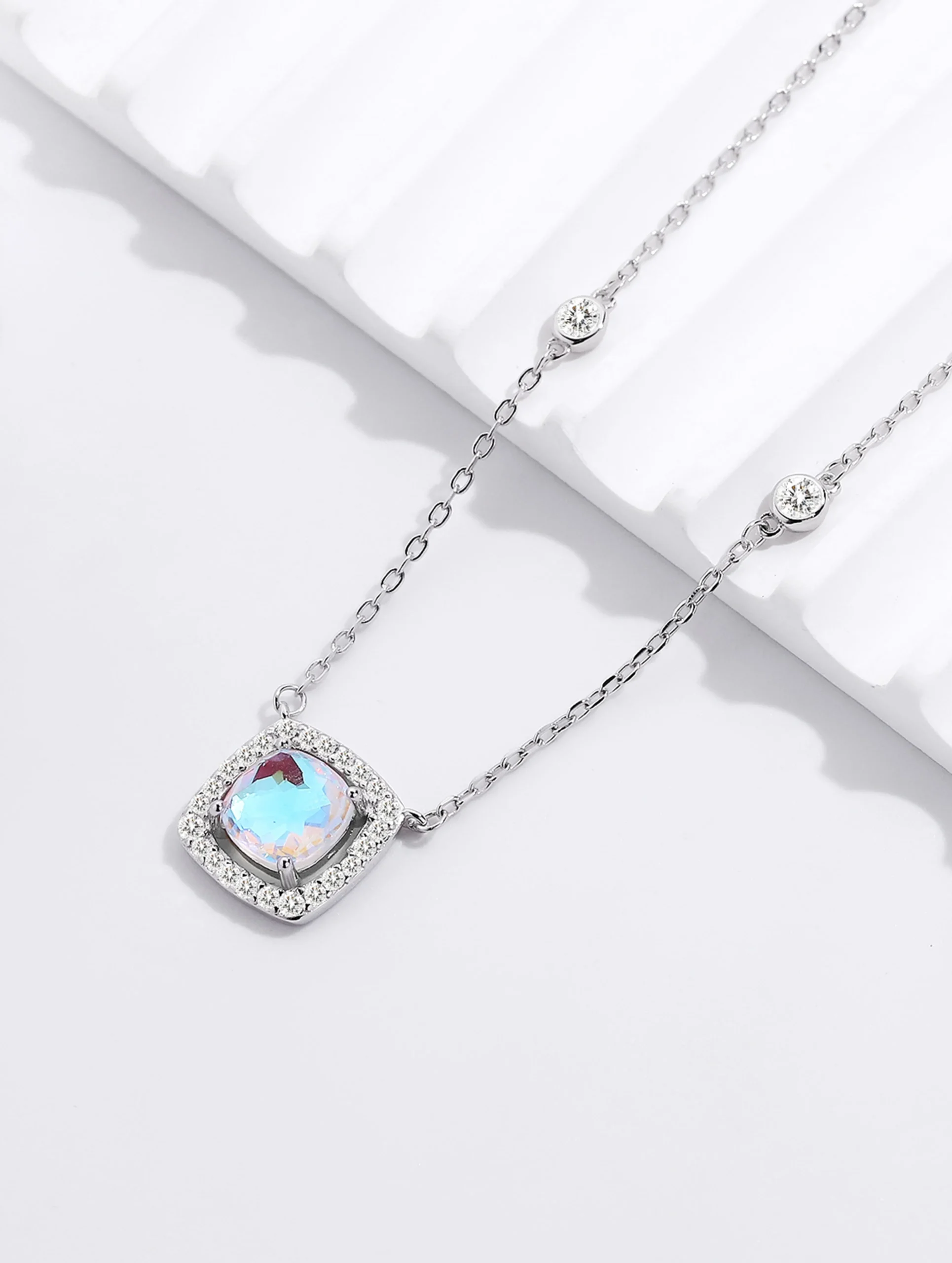 CHARM CHAIN